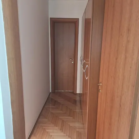 Apartment Marina